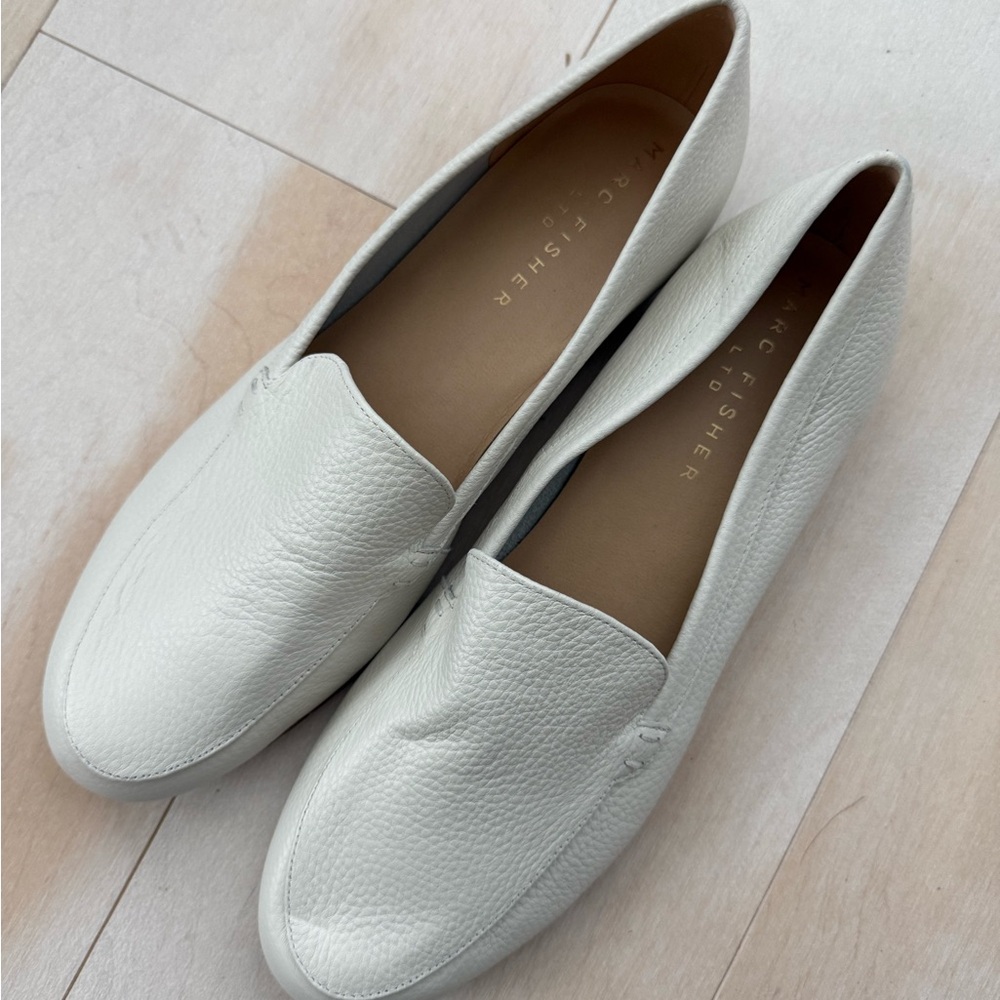 Marc Fisher New Never Used Cream Women's Flats